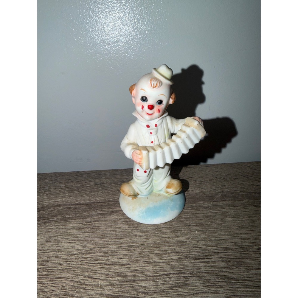 Vintage Artmark Ceramic Clown Figurine Playing Accordion Hand Painted 5.5 Inch